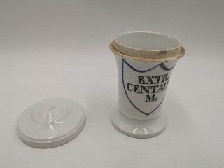 Porcelánová lékárenská dóza - EXTR.CENTAUR M.