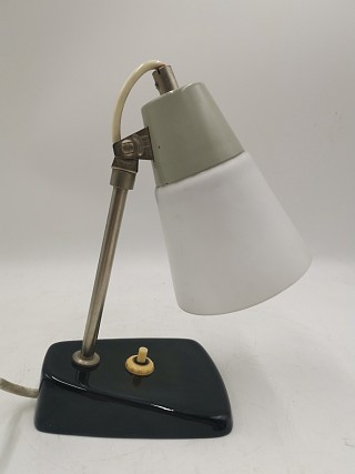 Stolní lampa